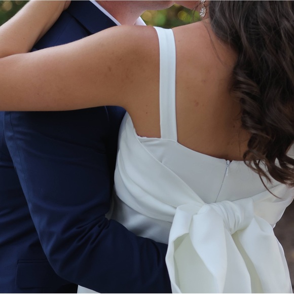 Camilyn full length white dress - Picture 3 of 5